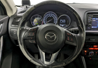 Подержанный автомобиль Mazda CX-5 2015 года (24 фото)