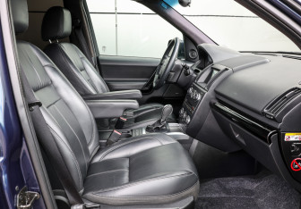 Подержанный автомобиль Land Rover Freelander 2013 года (10 фото)