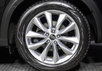 Подержанный автомобиль Infiniti QX50 2019 года (26 фото)