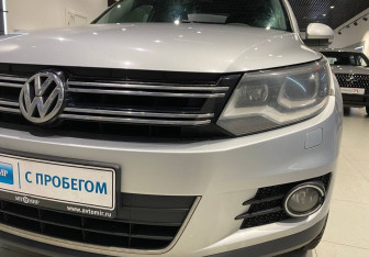 Подержанный автомобиль Volkswagen Tiguan 2013 года (7 фото)