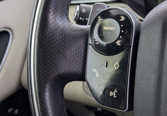 Подержанный автомобиль Land Rover Range Rover Velar 2019 года (30 фото)