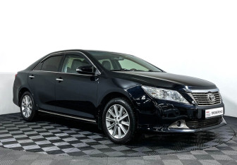 Подержанный автомобиль Toyota Camry Sedan 2012 года (3 фото)
