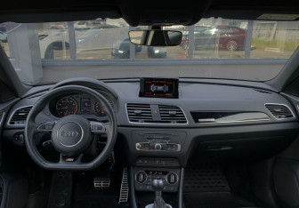 Подержанный автомобиль Audi Q3 2017 года (12 фото)
