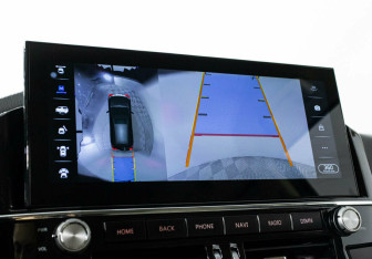 Подержанный автомобиль Mitsubishi Pajero 2020 года (9 фото)