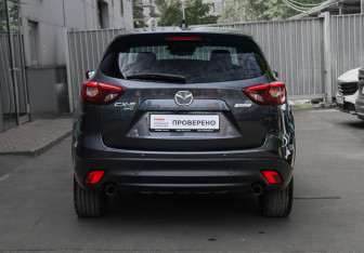Подержанный автомобиль Mazda CX-5 2015 года (5 фото)