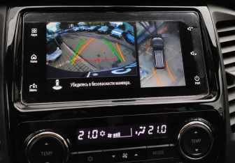 Подержанный автомобиль Mitsubishi Pajero Sport 2019 года (12 фото)