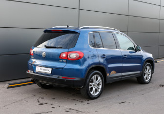 Подержанный автомобиль Volkswagen Tiguan 2010 года (5 фото)