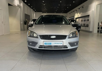 Подержанный автомобиль Ford Focus Hatchback 2007 года (2 фото)