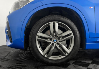 Подержанный автомобиль BMW X1 2021 года (7 фото)