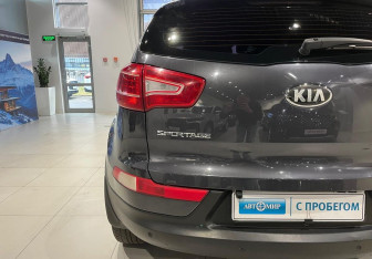 Подержанный автомобиль Kia Sportage 2013 года (8 фото)