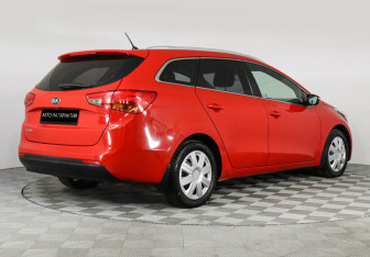 Подержанный автомобиль Kia Ceed Wagon 2014 года (3 фото)