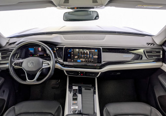 Подержанный автомобиль Volkswagen Teramont 2023 года (14 фото)