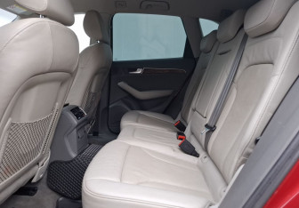Подержанный автомобиль Audi Q5 2010 года (11 фото)