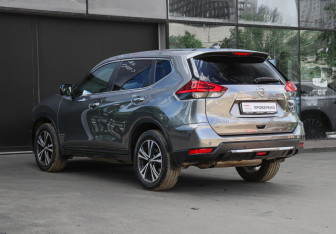 Подержанный автомобиль Nissan X-Trail 2019 года (6 фото)