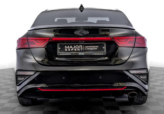 Подержанный автомобиль Kia Cerato Sedan 2021 года (6 фото)
