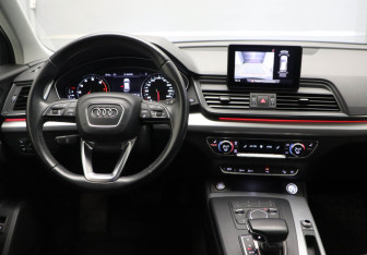 Подержанный автомобиль Audi Q5 2017 года (8 фото)