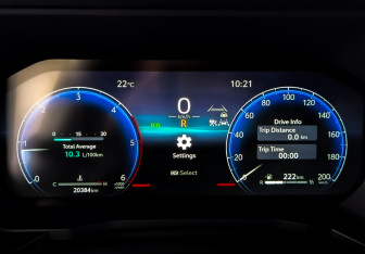 Подержанный автомобиль Toyota Land Cruiser Prado 2024 года (13 фото)