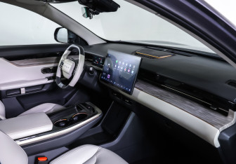 Подержанный автомобиль Jetour Dashing 2023 года (11 фото)