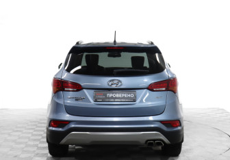 Подержанный автомобиль Hyundai Santa Fe 2015 года (6 фото)