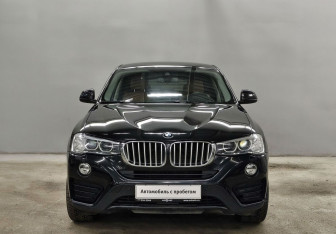 Подержанный автомобиль BMW X4 2016 года (2 фото)