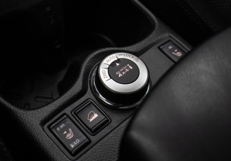 Подержанный автомобиль Nissan X-Trail 2018 года (19 фото)