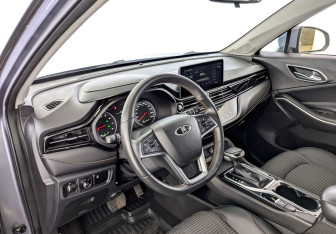 Подержанный автомобиль Москвич 3 2023 года (16 фото)