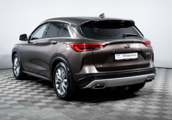 Подержанный автомобиль Infiniti QX50 2019 года (7 фото)