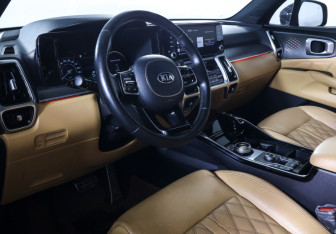 Подержанный автомобиль Kia Sorento 2020 года (16 фото)