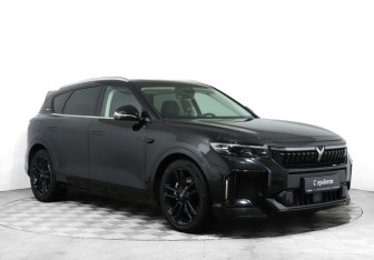 Подержанный автомобиль Voyah Free 2023 года (3 фото)