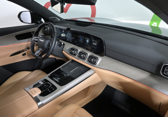 Подержанный автомобиль Jaecoo J8 2024 года (9 фото)
