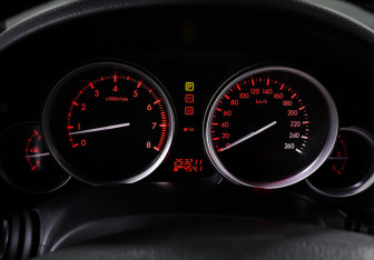 Подержанный автомобиль Mazda 6 Sedan 2010 года (16 фото)