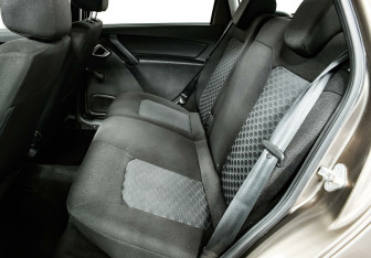 Подержанный автомобиль LADA (ВАЗ) Granta Wagon 2022 года (13 фото)