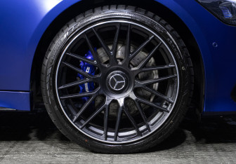 Подержанный автомобиль Mercedes-Benz AMG GT Liftback 2020 года (28 фото)