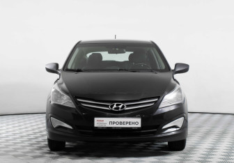 Подержанный автомобиль Hyundai Solaris Hatchback 2014 года (2 фото)
