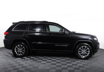 Подержанный автомобиль Jeep Grand Cherokee 2014 года (4 фото)