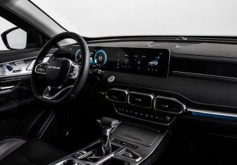 Подержанный автомобиль Jetour X70 Plus 2025 года (9 фото)