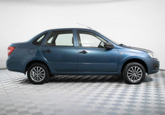 Подержанный автомобиль LADA (ВАЗ) Granta Sedan 2015 года (4 фото)