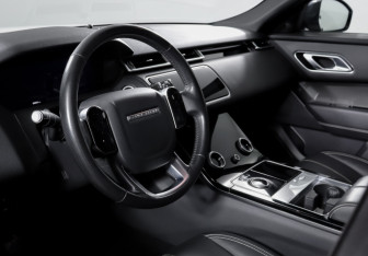Подержанный автомобиль Land Rover Range Rover Velar 2020 года (14 фото)