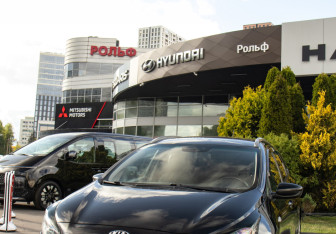 Подержанный автомобиль Kia Ceed Wagon 2014 года (19 фото)