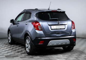 Подержанный автомобиль Opel Mokka 2015 года (7 фото)