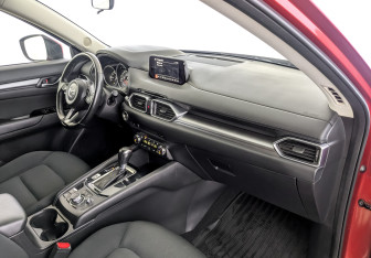 Подержанный автомобиль Mazda CX-5 2018 года (12 фото)