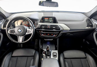 Подержанный автомобиль BMW X4 2020 года (14 фото)