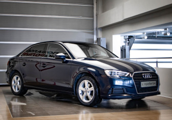 Подержанный автомобиль Audi A3 Sedan 2016 года (3 фото)