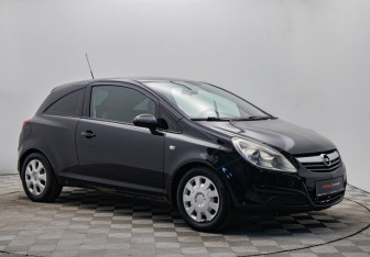 Подержанный автомобиль Opel Corsa 2008 года (7 фото)
