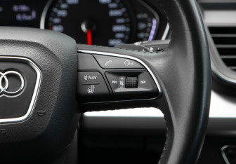 Подержанный автомобиль Audi Q5 2020 года (17 фото)