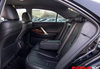 Подержанный автомобиль Toyota Camry Sedan 2008 года (8 фото)