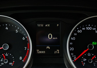 Подержанный автомобиль Volkswagen Tiguan 2021 года (17 фото)