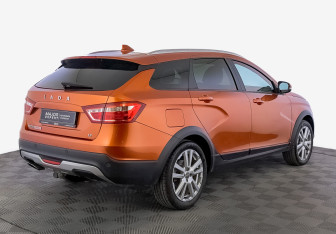 Подержанный автомобиль LADA (ВАЗ) Vesta Wagon 2019 года (5 фото)