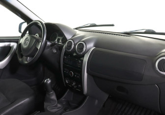 Подержанный автомобиль LADA (ВАЗ) Largus Wagon 2016 года (8 фото)