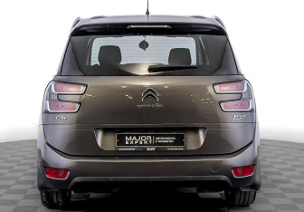 Подержанный автомобиль Citroen C4 Picasso 2017 года (6 фото)